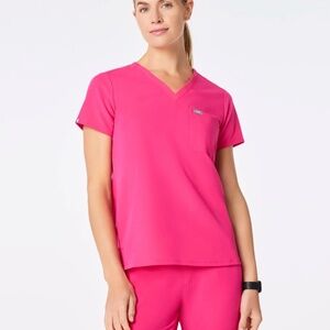 NWT FIGS Catarina Scrub Top in Shocking Pink